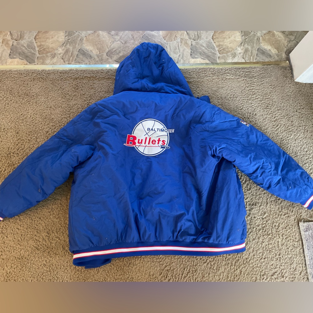 Hardwood Classics Vintage Baltimore Bullets 2XL jacket with hood